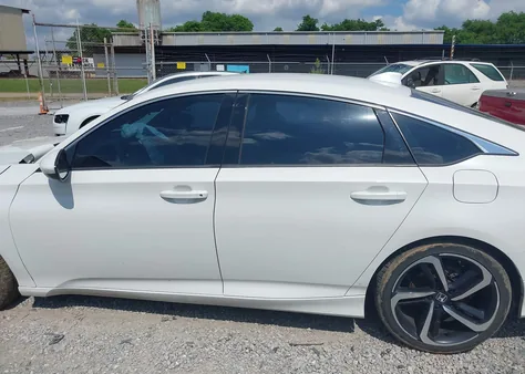 1HGCV1F30KA139355
